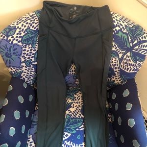 Yogalocious Green Lux 7/8 Leggings